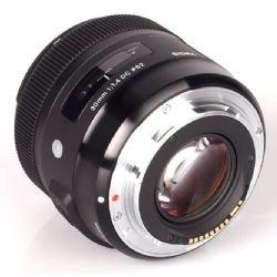 Sigma 30mm f/1.4 DC HSM Lens for Sony